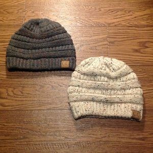 2 Beanies